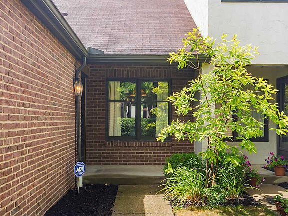2nd image of 6675 Willow Grove Ln