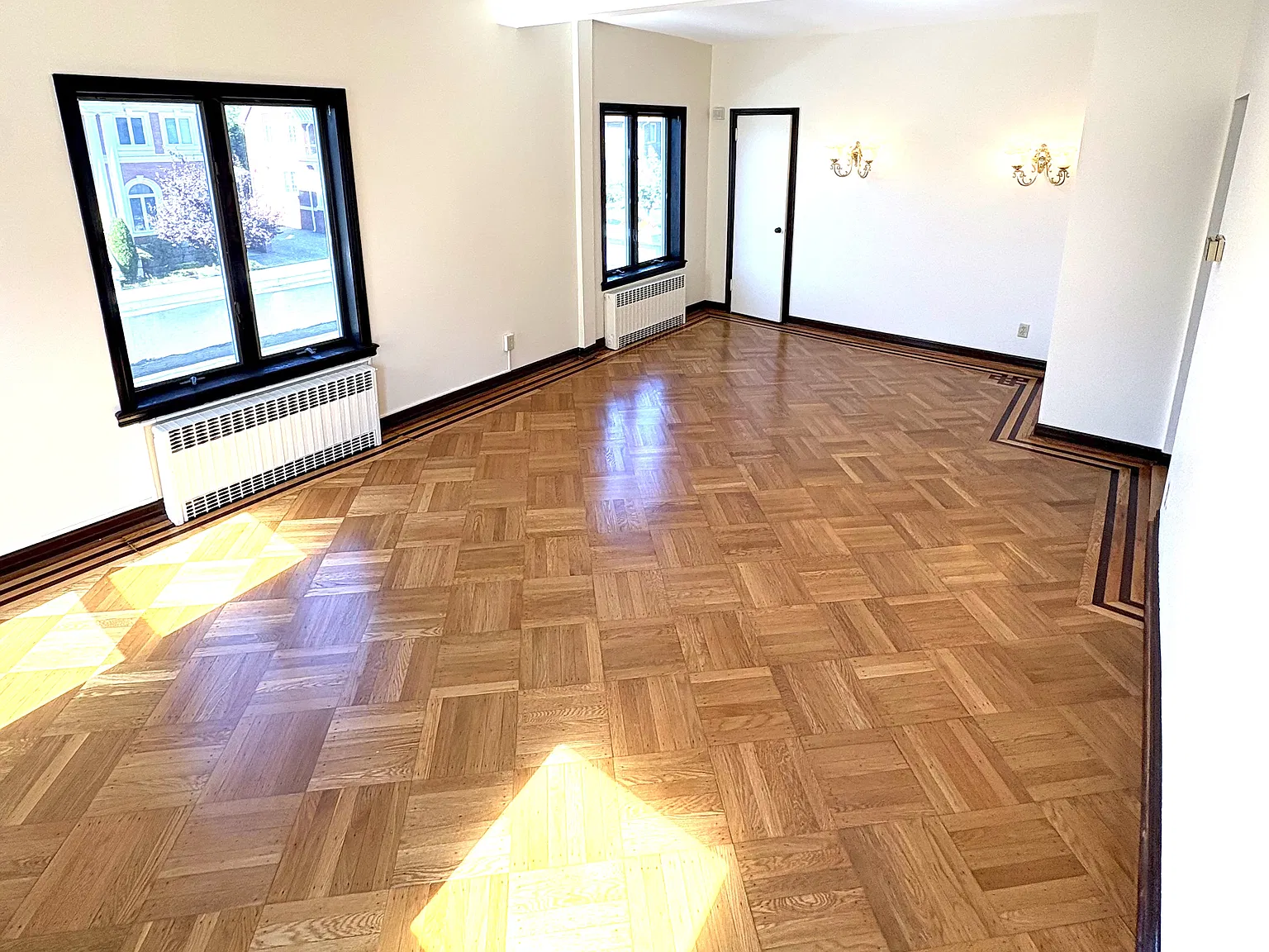 2 bed, 1176 sqft, $3,000 — Photo 2