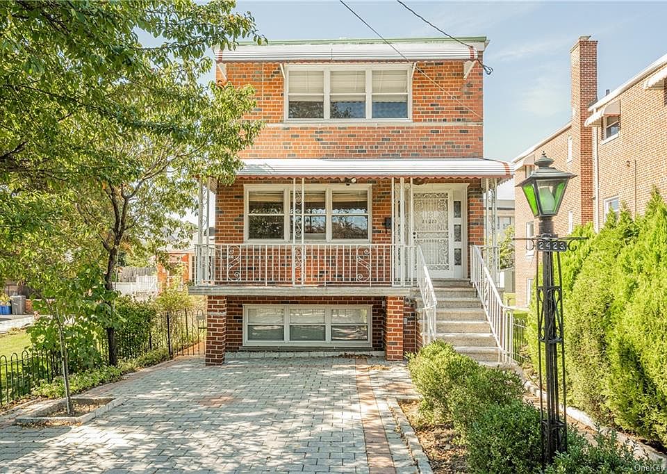 2423 Woodhull Avenue, Bronx, NY 10469 Zillow