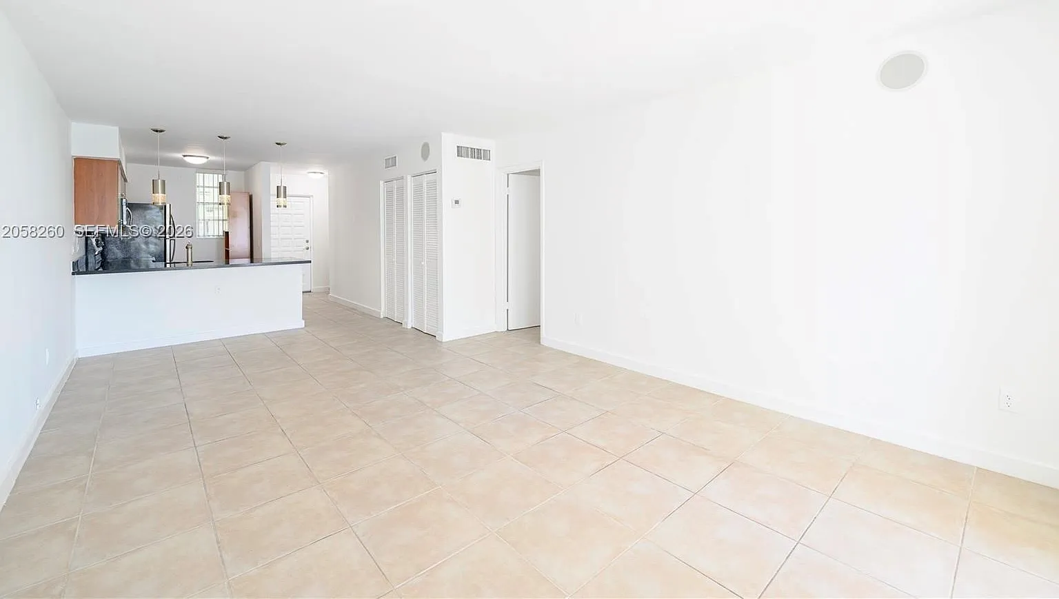 Nirvana Condo No Three Co — Photo 2