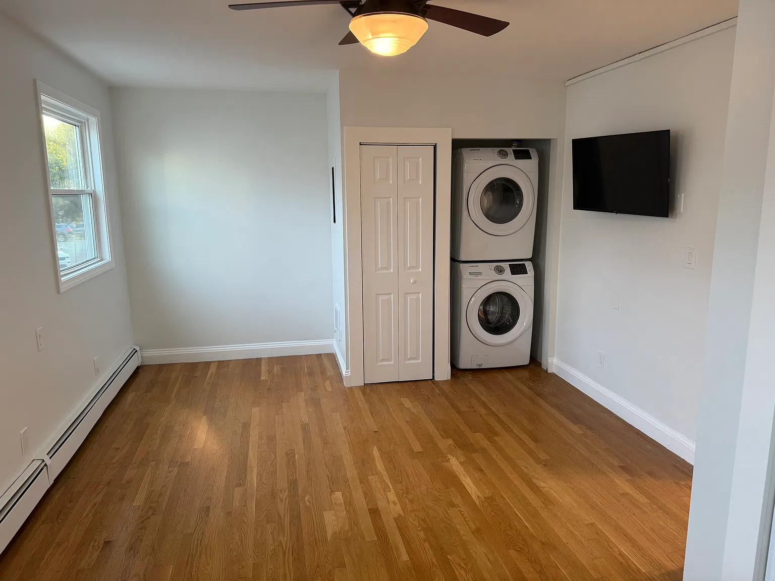 1 bed, 557 sqft, $2,800 — Photo 3