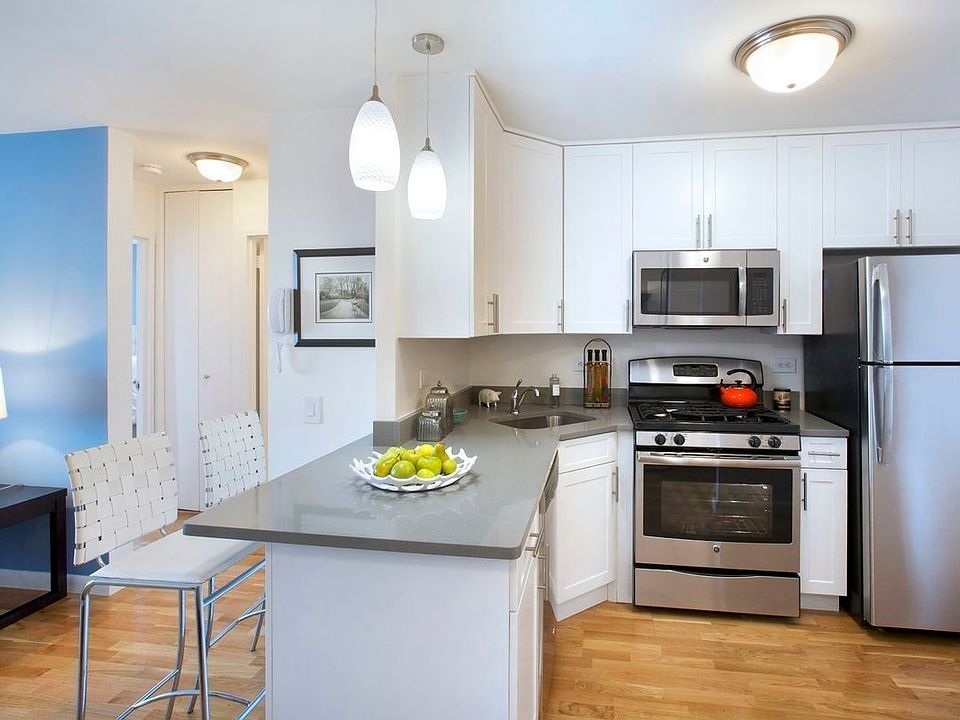 1st image of 355 S End Ave APT 26M