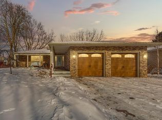 1802 Van Buren Ct, Northfield, MN 55057