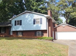 2981 Northbridge Rd, Winston Salem, NC 27103