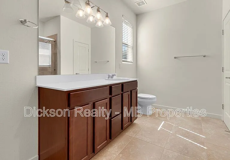 520 Logan Jacob Ln — Photo 15