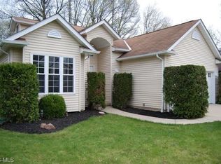 1500 Loriann Dr, Berea, OH 44017