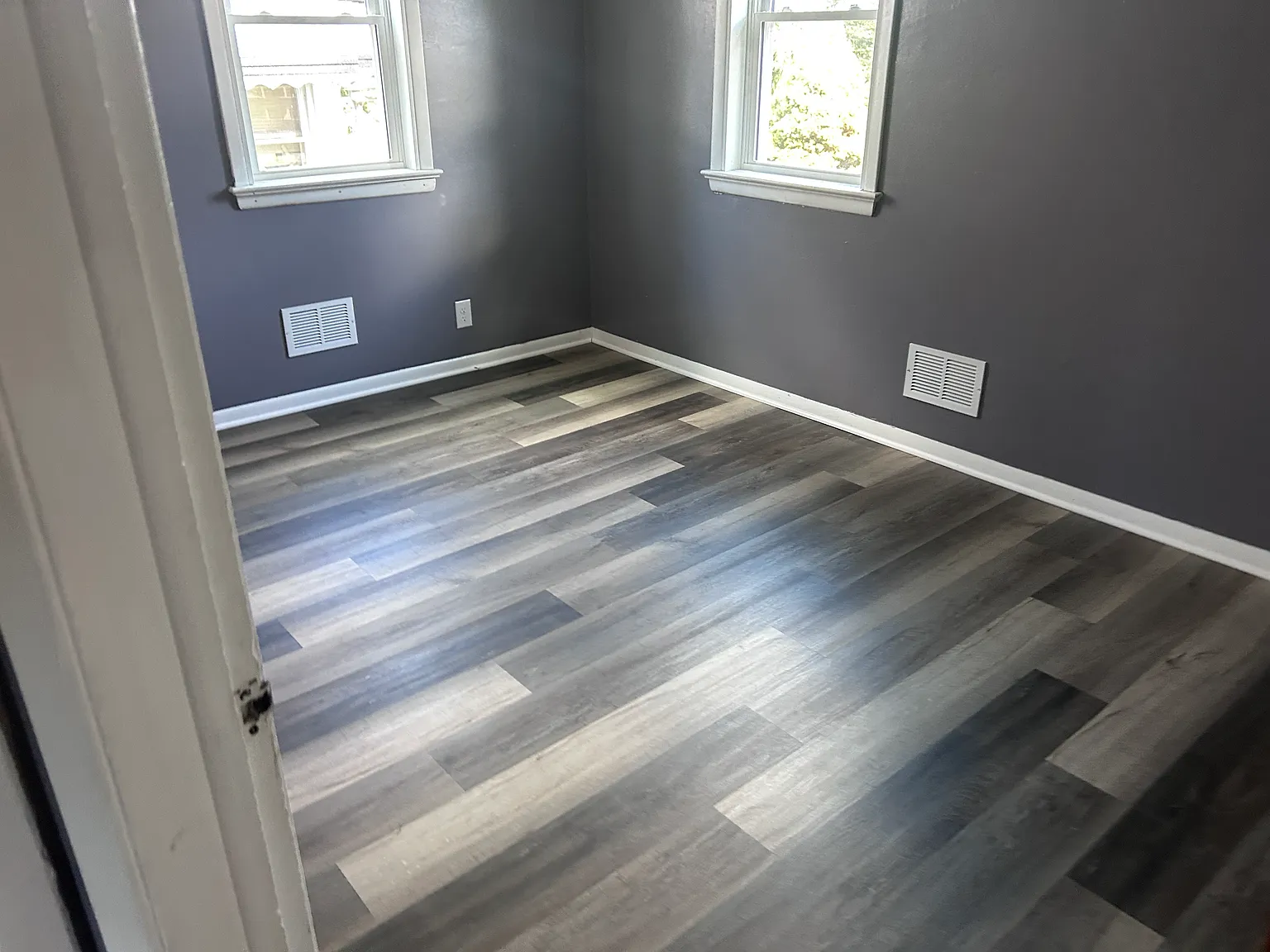 414 Topaz — Photo 3