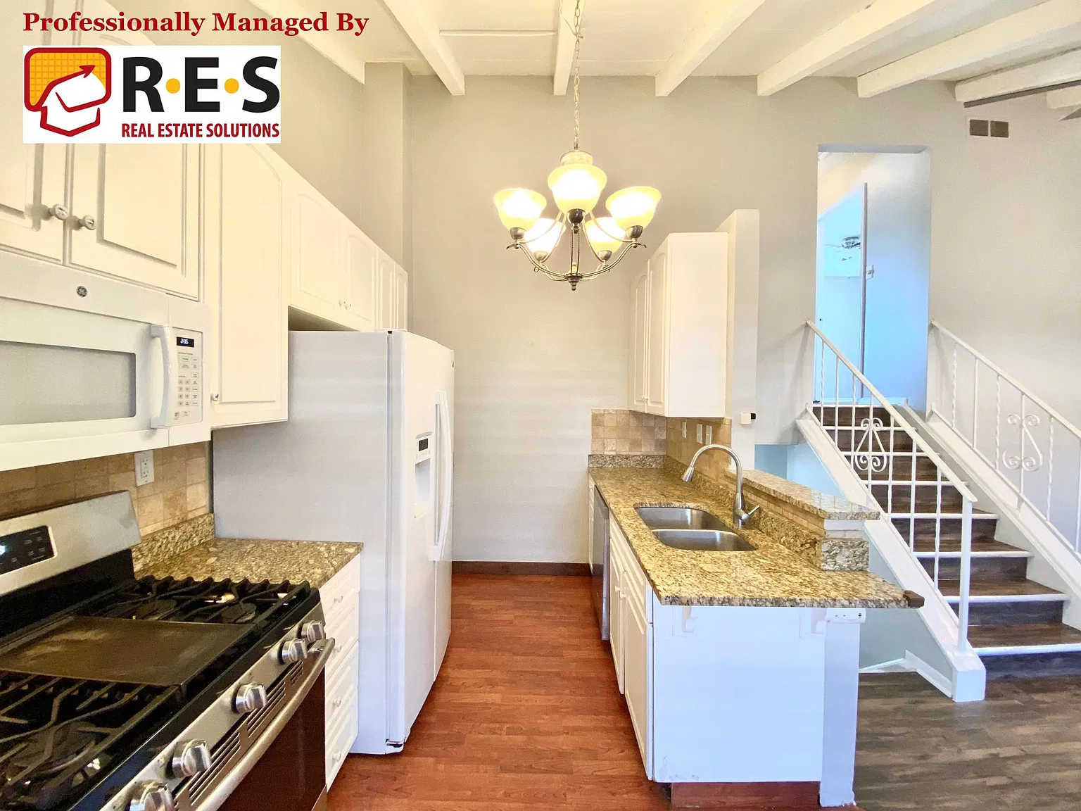 4 bed, 1691 sqft, $2,470 — Photo 2