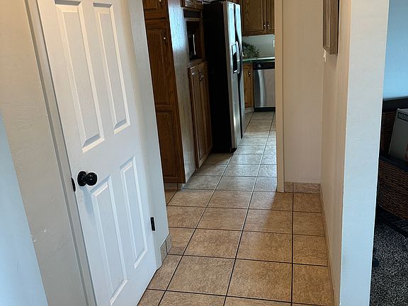 2nd image of 851 W 1560 N