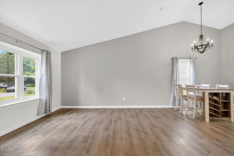 5th image of 24 Lexington Drive