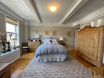 Rented by Rita S Citrin, LREB