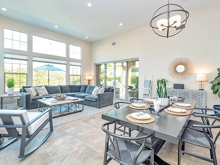 80450 Platinum Way — Photo 12