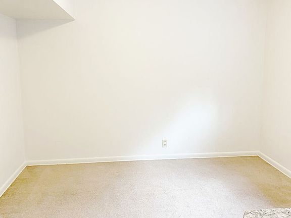 4th image of 330 S 37th St APT 1B