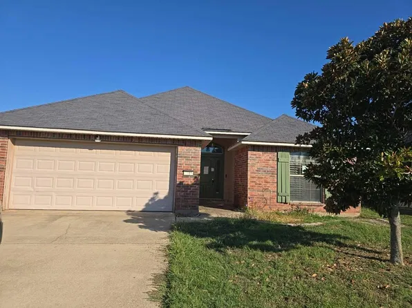 3718 Sabine Pass Dr, Bossier City, LA 71111