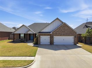 9320 NW 83rd St, Yukon, OK 73099