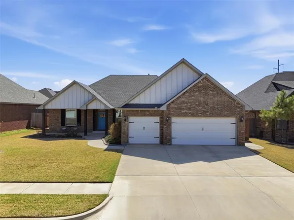 9320 NW 83rd St, Yukon, OK 73099