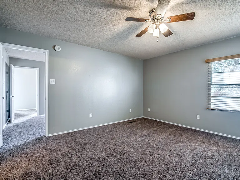 5302 Kenosha Ave — Photo 41