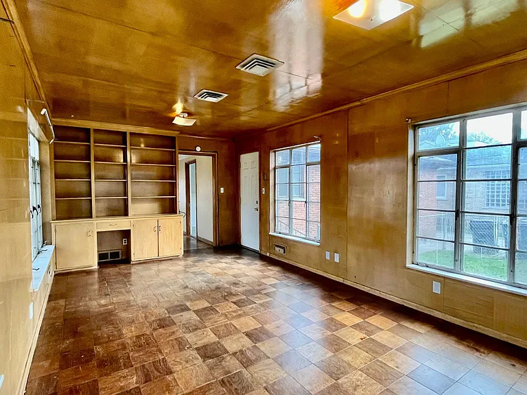 24091 Dante St — Photo 25