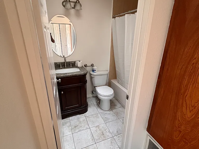 2221 Orange Grove Ave #B — Photo 10