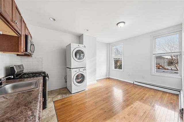 1st image of 53 Claremont Ave #2