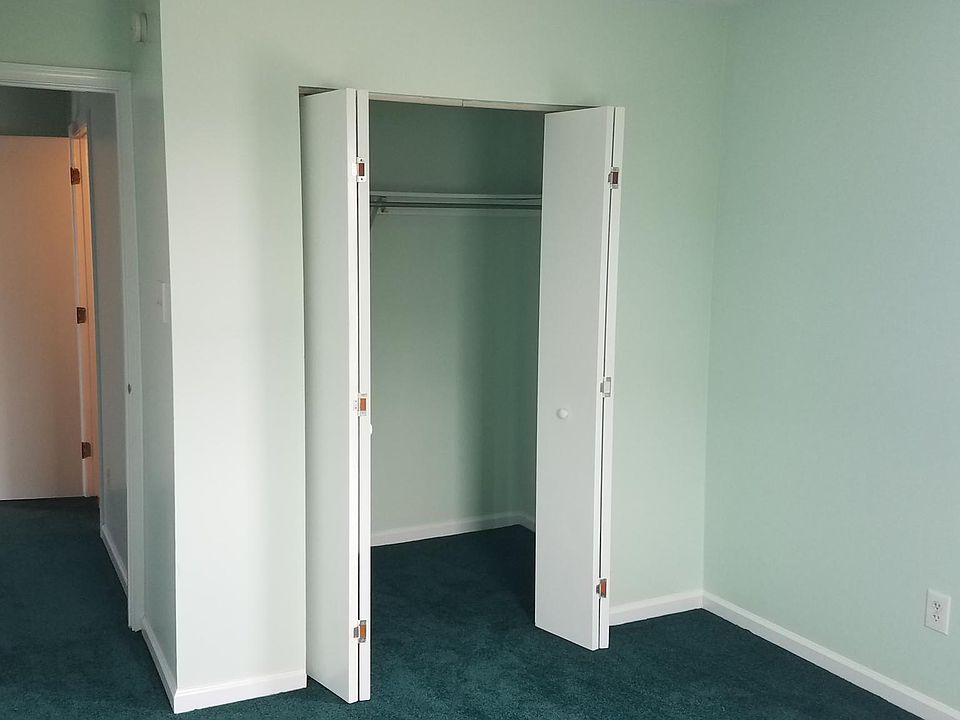 2nd image of 1217 W Chester Pike APT C