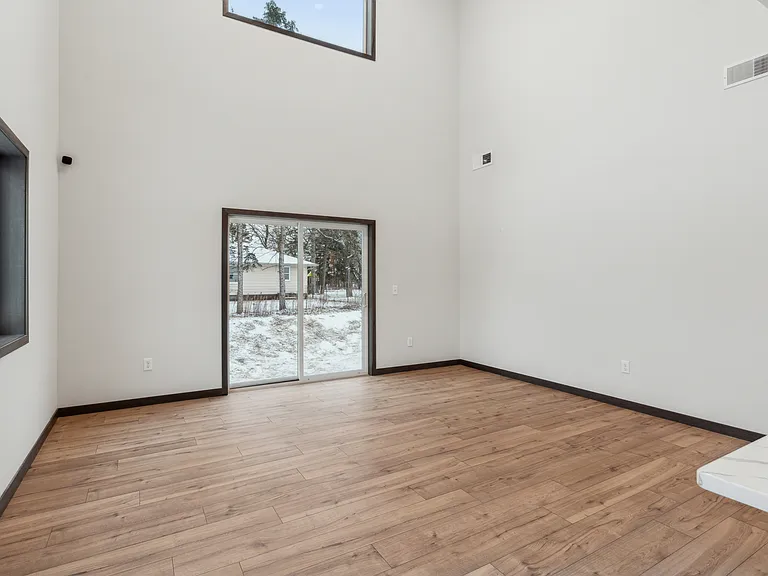 11510 Robinson Dr NW — Photo 7