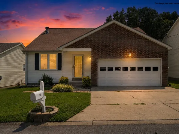 104 Edgehill Ln, Hendersonville, TN 37075