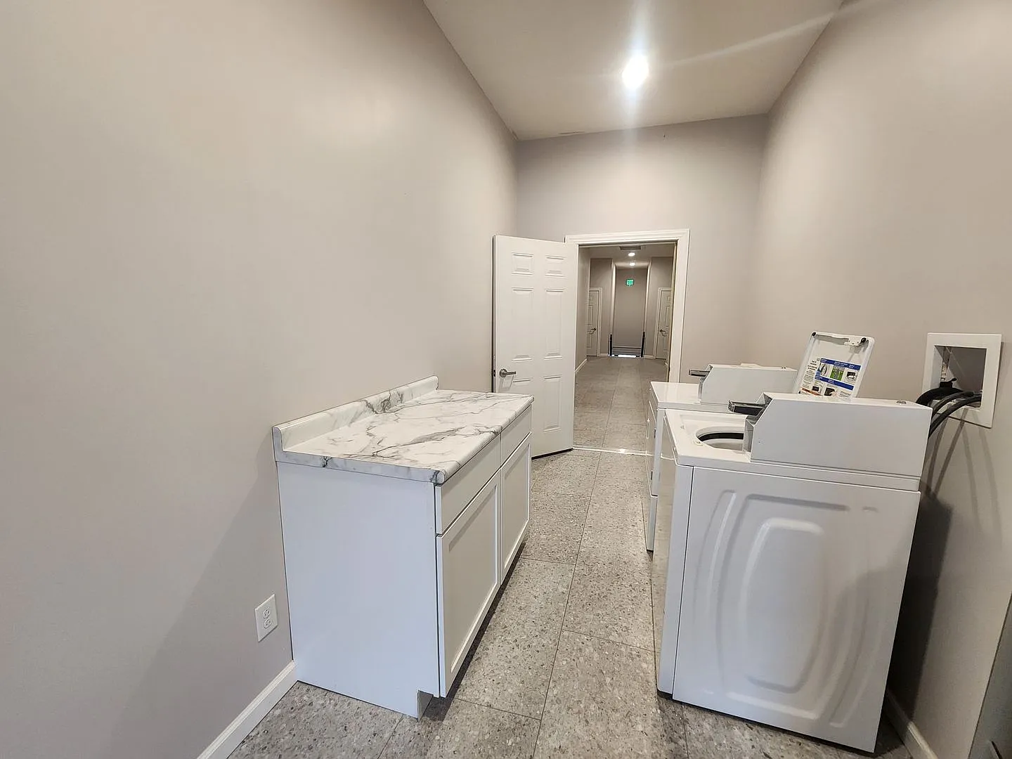 COTT 458 (B1-290)(B1-293) — Photo 2