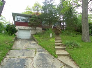 1360 Prospect Ave, Willow Springs, IL 60480