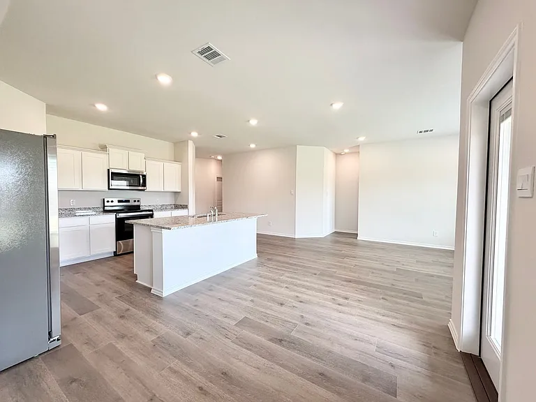 1116 Riverbrook Ln — Photo 22