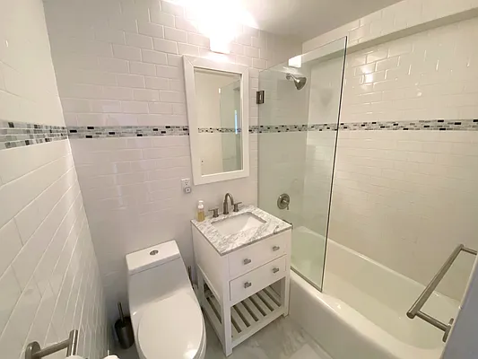 Sold by Douglas Elliman | media 14