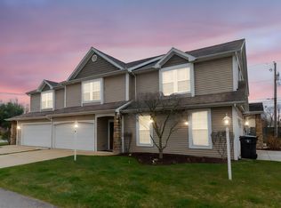 911 Keenan Ct, South Bend, IN 46615