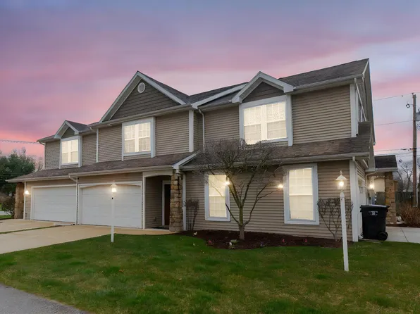 911 Keenan Ct, South Bend, IN 46615