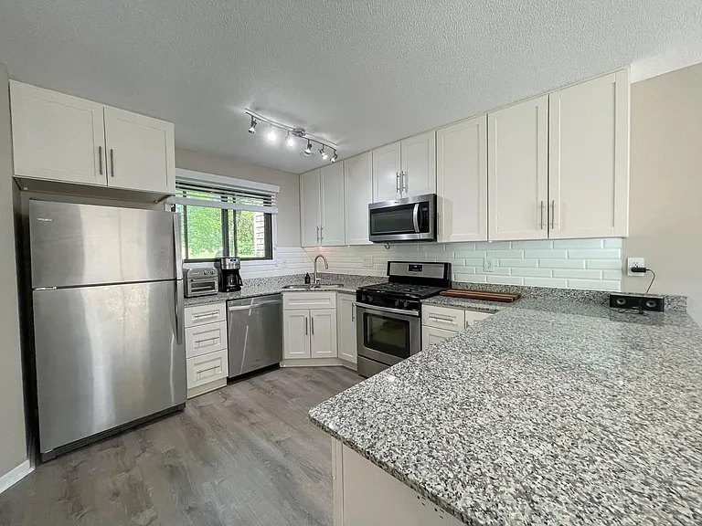 4545 Orchid Cir — Photo 2