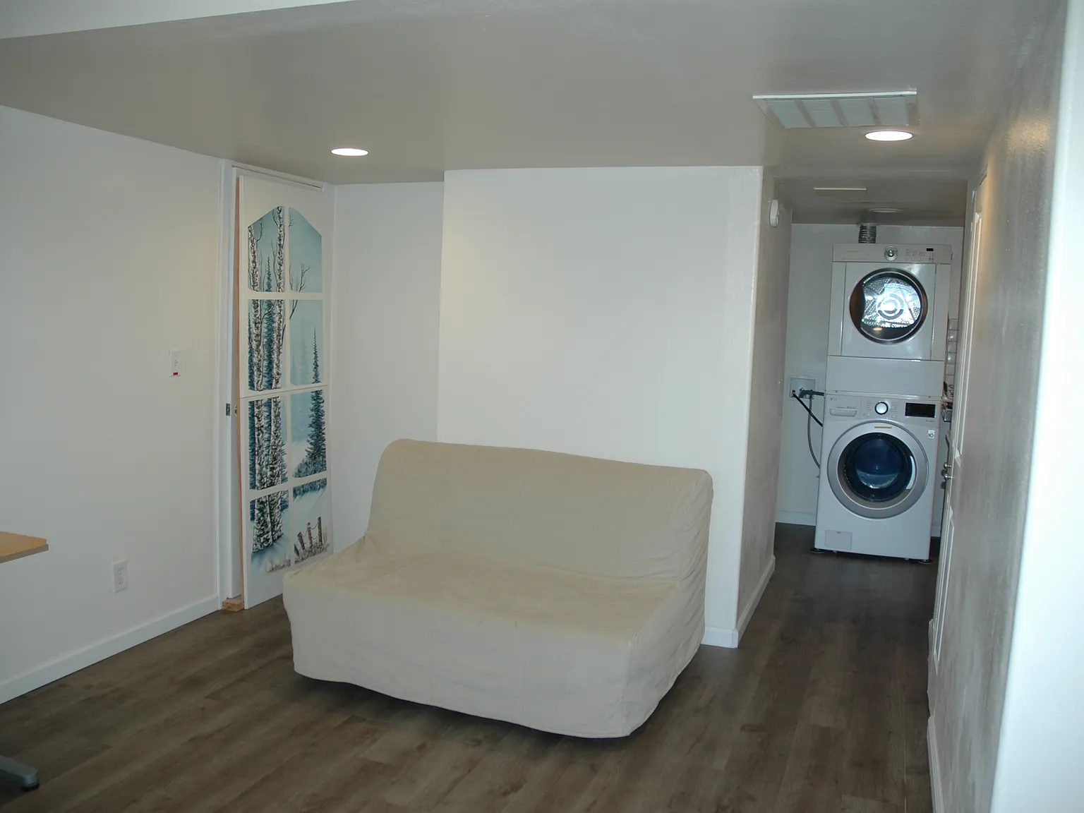 SE 38th Pl, Bellevue — Photo 2
