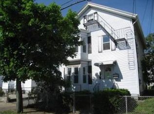 28 Hope St #1, Pawtucket, RI 02860