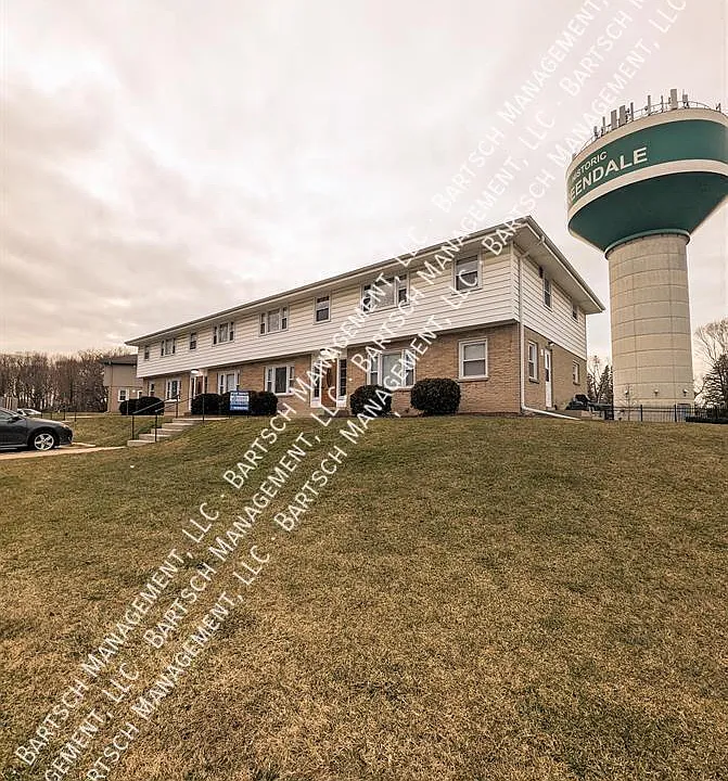 7190 Euston St #2