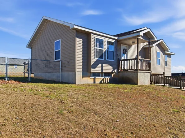 1604 Amy Street, West Plains, MO 65775