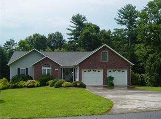 150 Spainhour St, North Wilkesboro, NC 28659