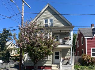 10 Boynton St #1, Swampscott, MA 01907