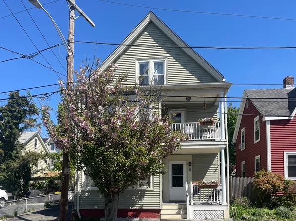 10 Boynton St #1, Swampscott, MA 01907