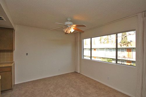 4th image of 1125 Arcadia Ave APT 17