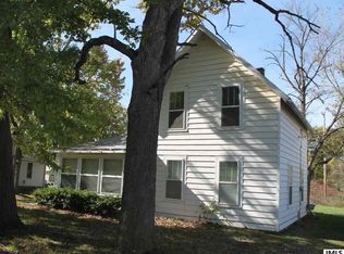 318 N Main St, Munith, MI 49259