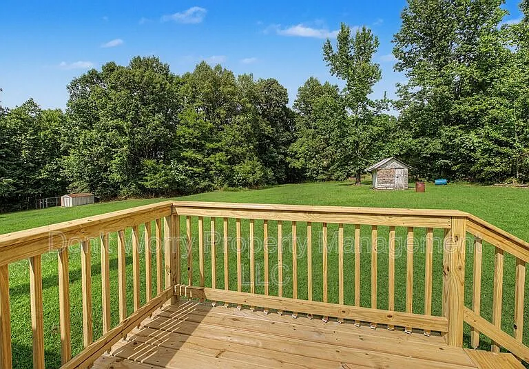 1086 Frye Rd — Photo 10