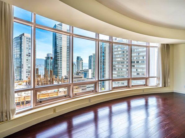 1500 Alberni St #10A, Vancouver, BC V6G 3C9
