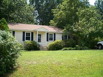 1st image of 3800 Hyde Park Dr