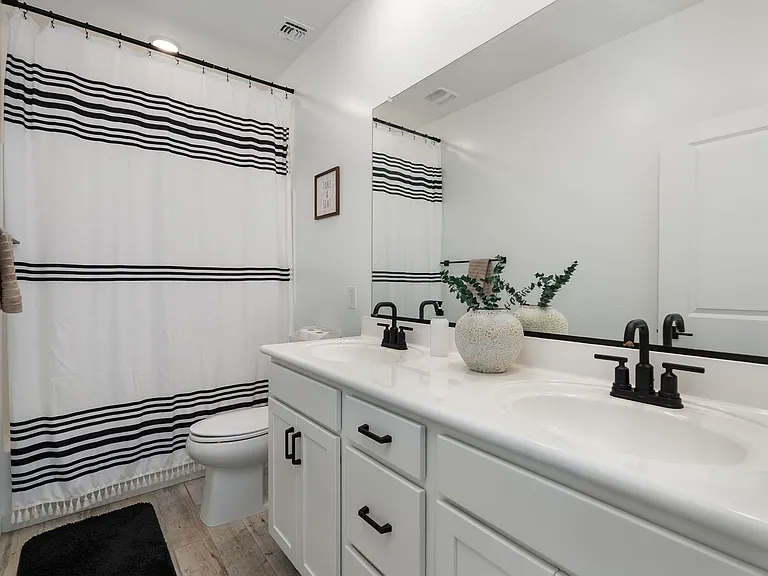 5002 W Cheryl Dr — Photo 11