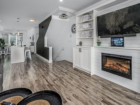 2nd image of 3039 156th St #65