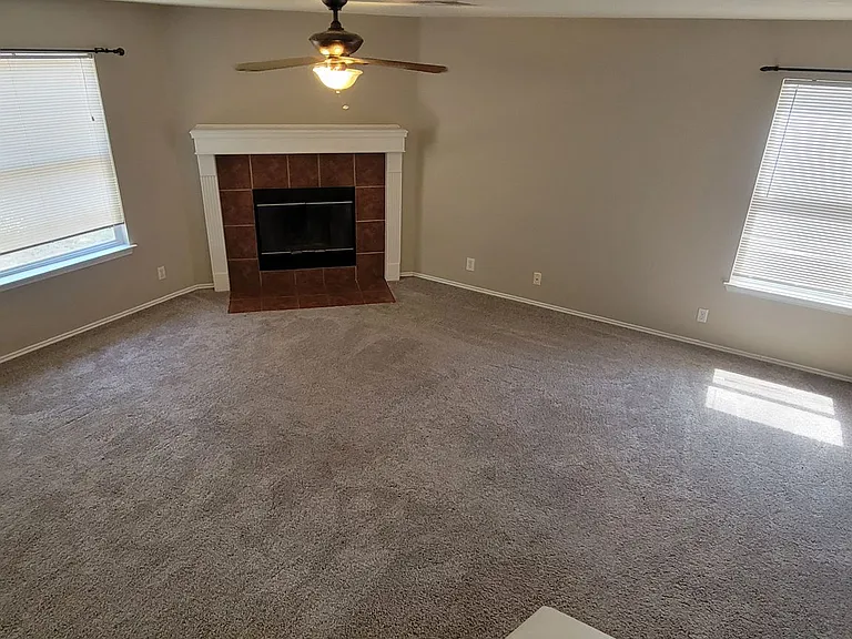 730 Blair Ave — Photo 4