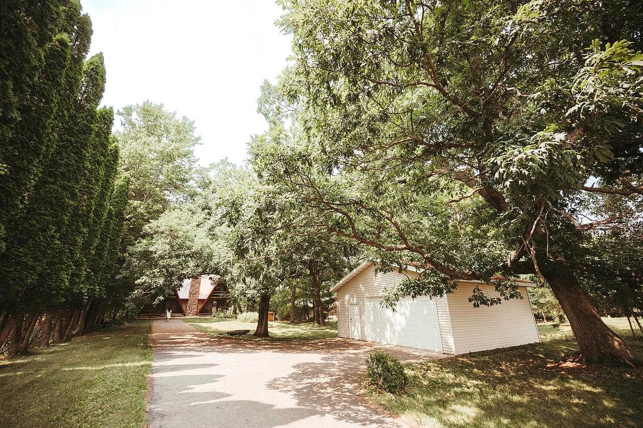 S1603 East Redstone Drive, La Valle, WI 53941 Zillow